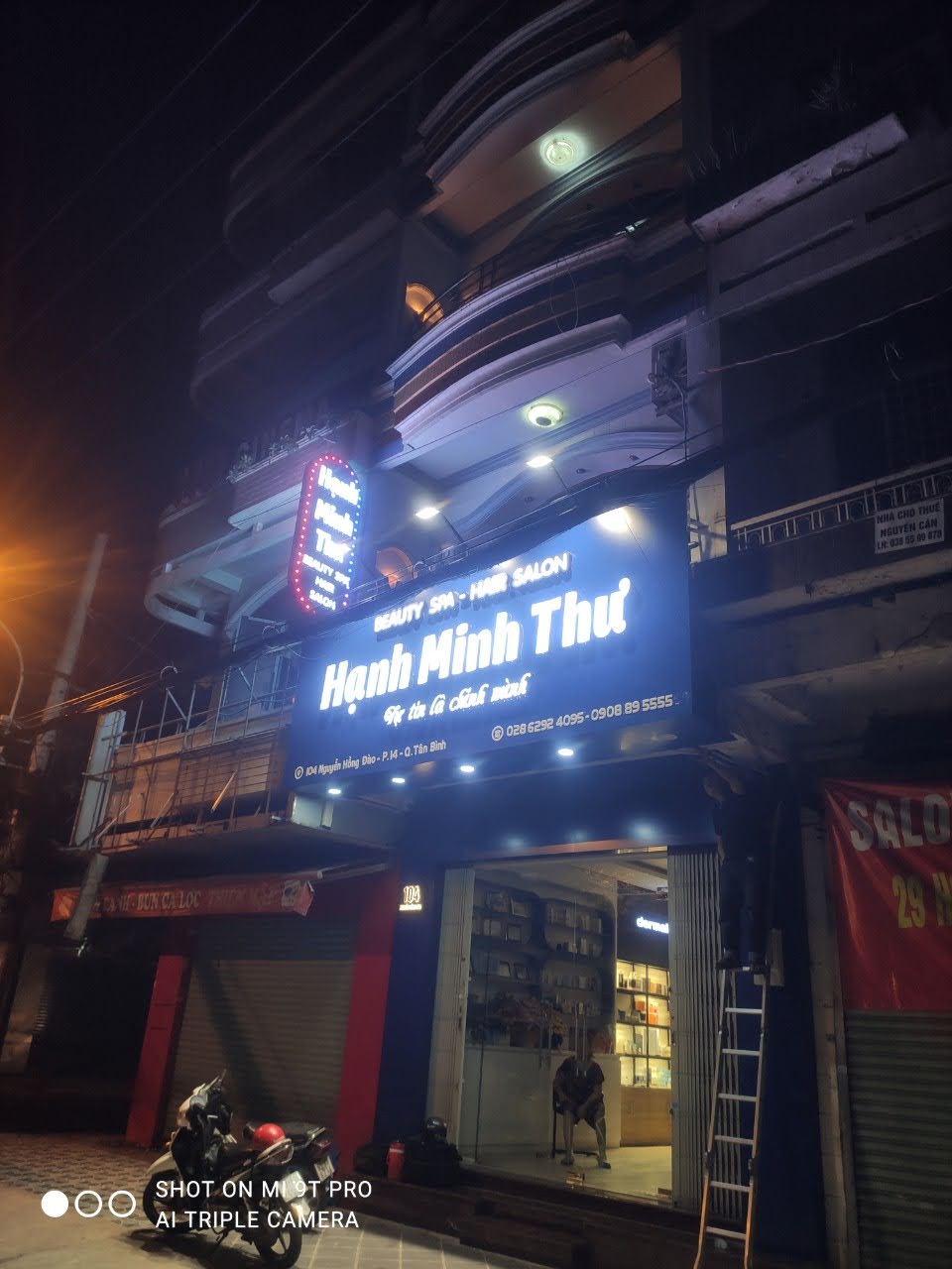 thi công biển hiệu ngoài trời