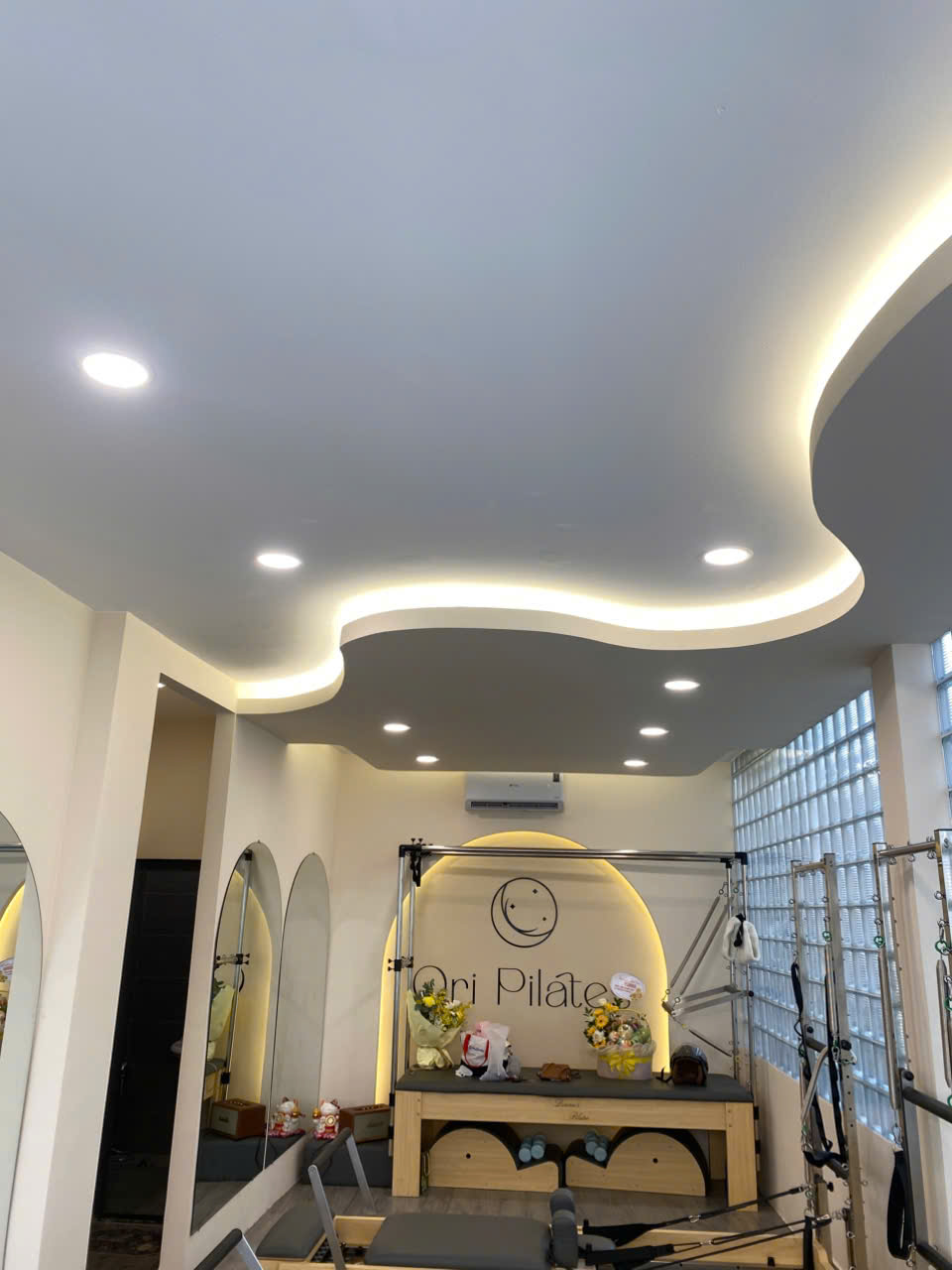 Thi Công Trần Vách Thạch Cao Giá Rẻ tại TPHCM